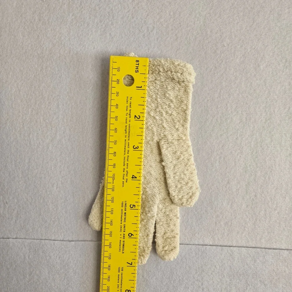 Unbranded creamy off